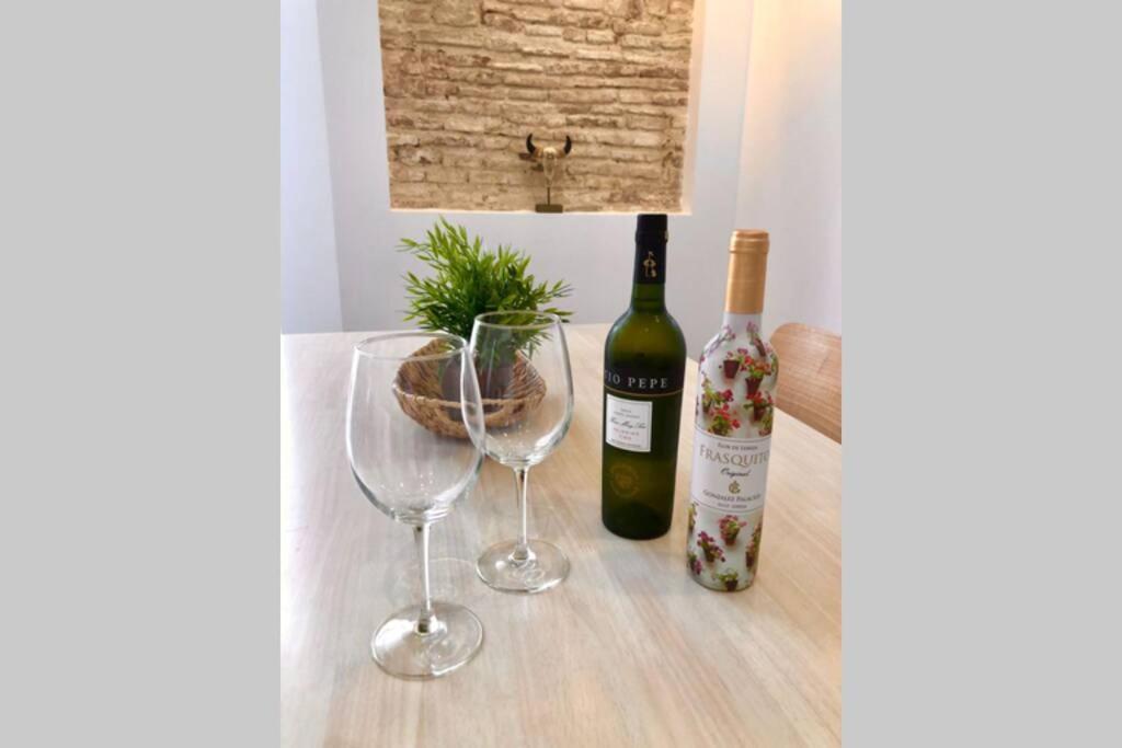 Gatu Premium Villa Libertad, Preferente Mayores De 25 Anos Y Familias Cádiz Exteriér fotografie