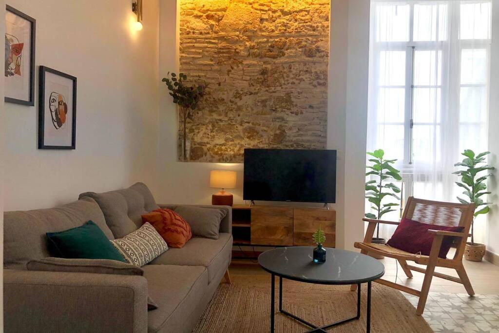 Gatu Premium Villa Libertad, Preferente Mayores De 25 Anos Y Familias Cádiz Exteriér fotografie